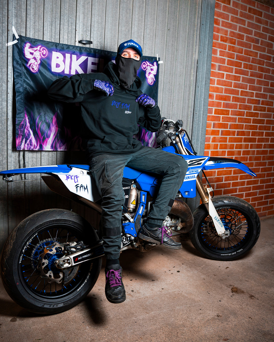 THIS IS BIKELIFE HOODIE LIMITED EDITION